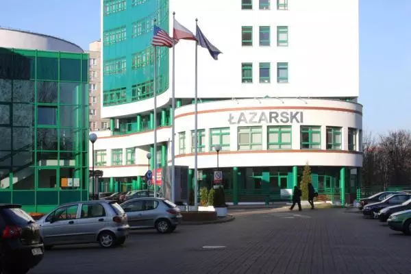 Lazarski Üniversitesi