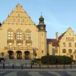 Adam Mickiewicz Üniversitesi