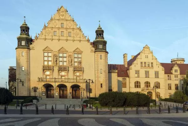 adammickiewicz Adam Mickiewicz Üniversitesi