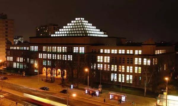 Varşova Ekonomi Üniversitesi